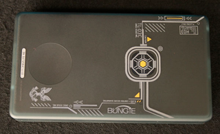 Illustration for article titled First Pics of the Zune Halo 3 Special Edition